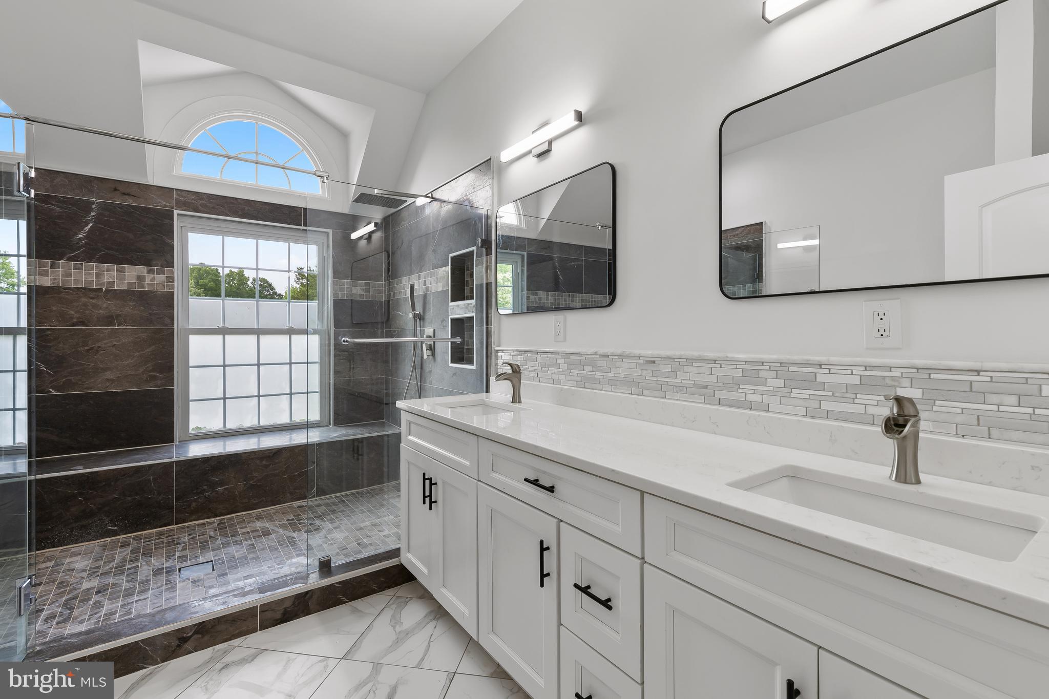 LARKINGTON - Residential