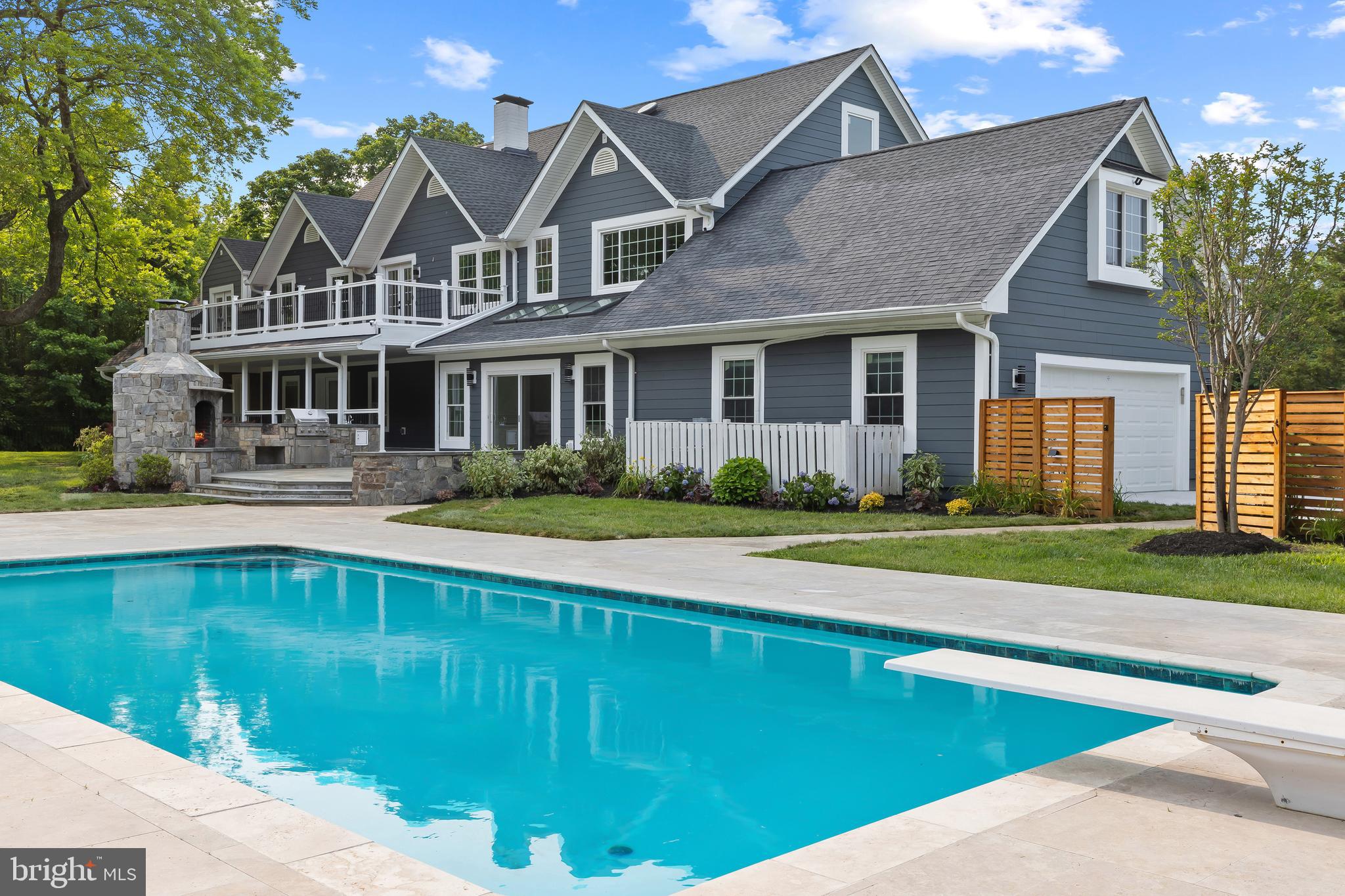 LARKINGTON - Residential