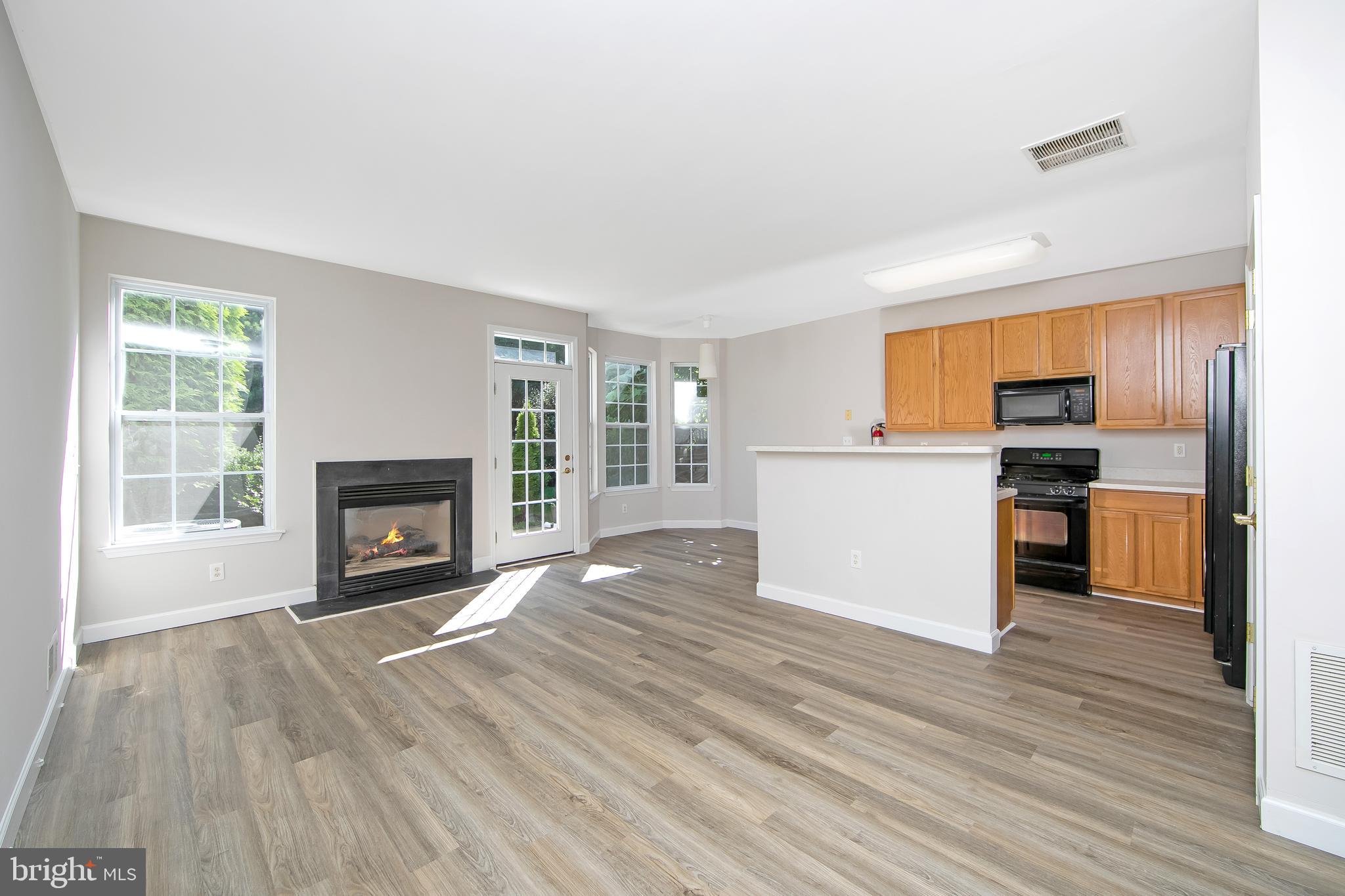 304 AMY WAY