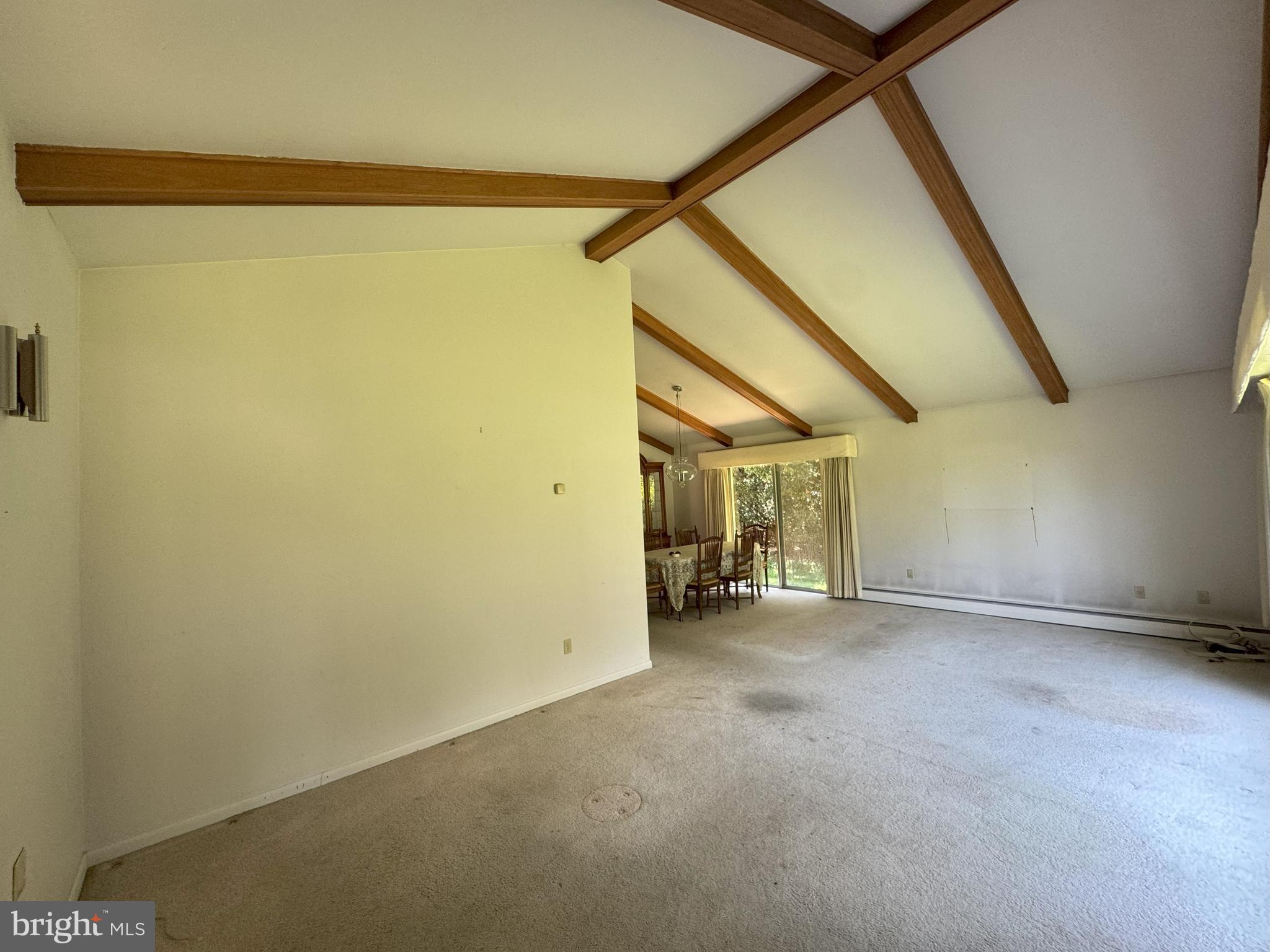 126 E HARRIS DRIVE