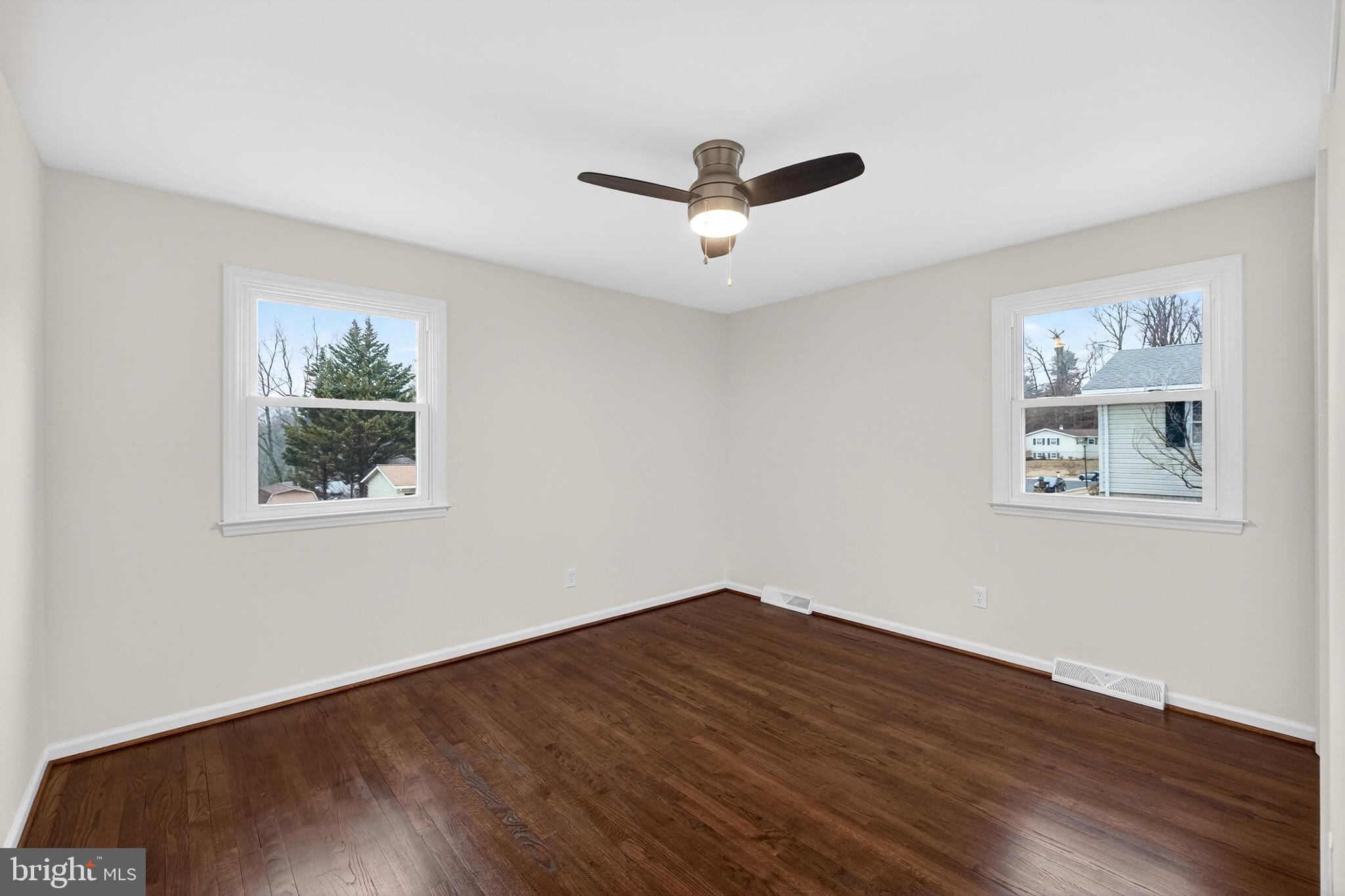 ARUNDEL - Residential