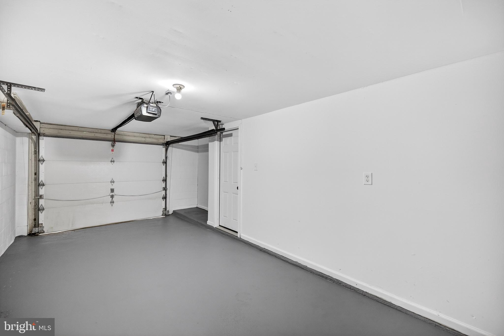 ARUNDEL - Residential