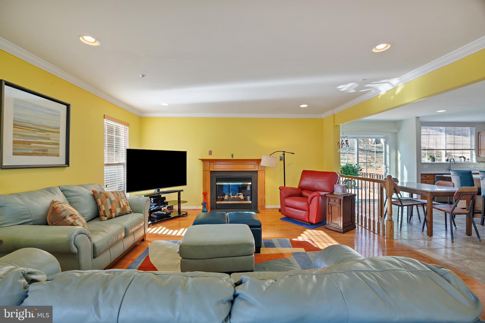 ARAGONA VILLAGE - Residential