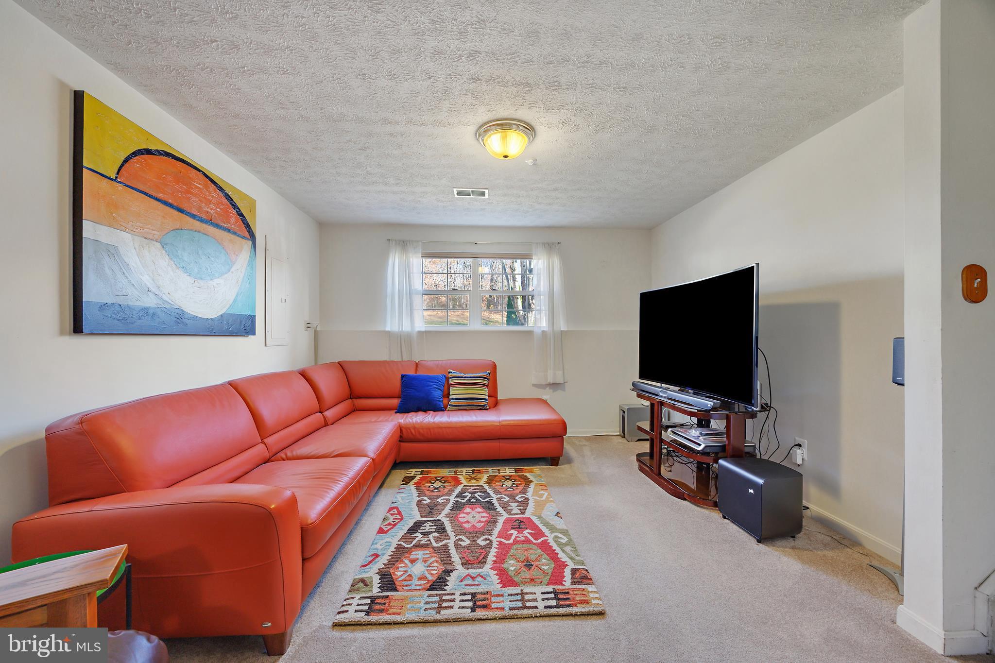 ARAGONA VILLAGE - Residential