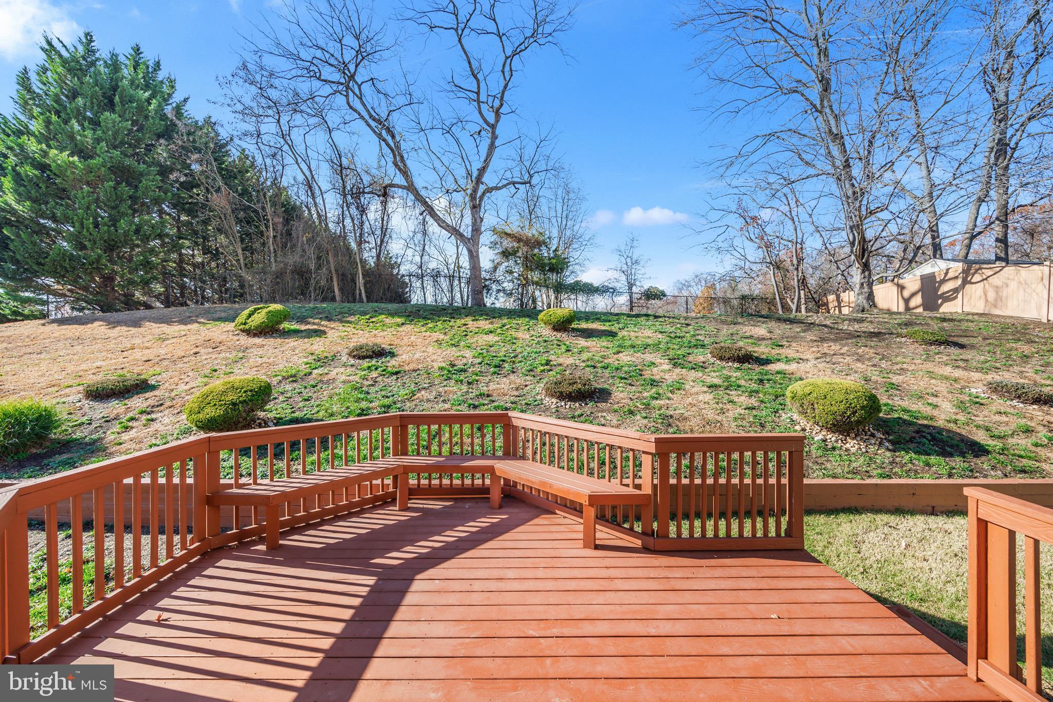 ARAGONA VILLAGE - Residential