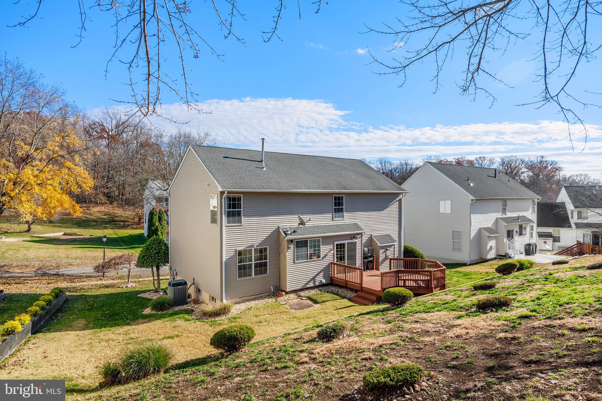 ARAGONA VILLAGE - Residential