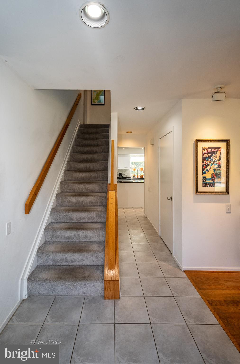 AUTUMN WINDS - Residential