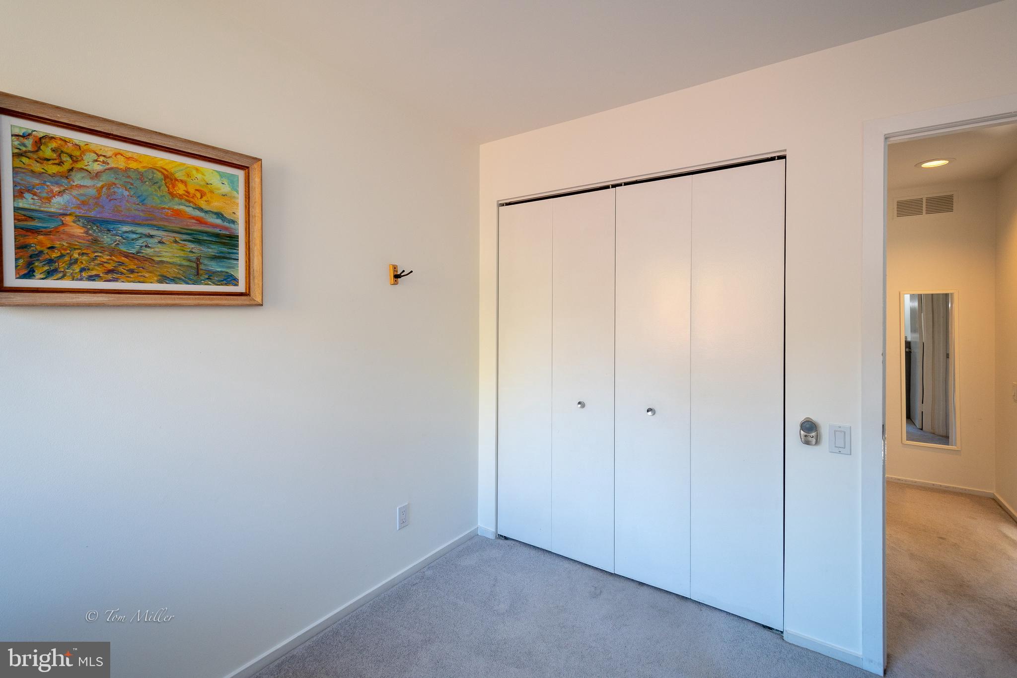 AUTUMN WINDS - Residential