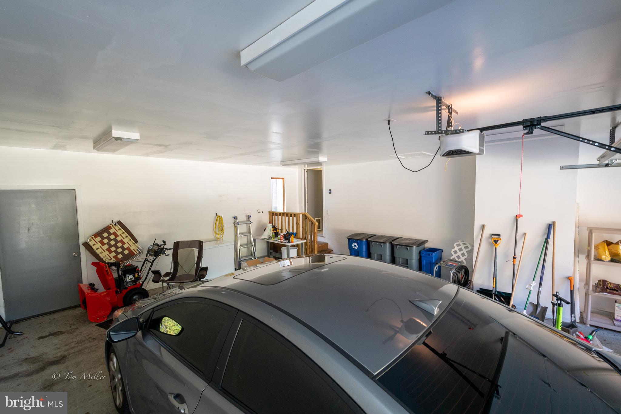 AUTUMN WINDS - Residential