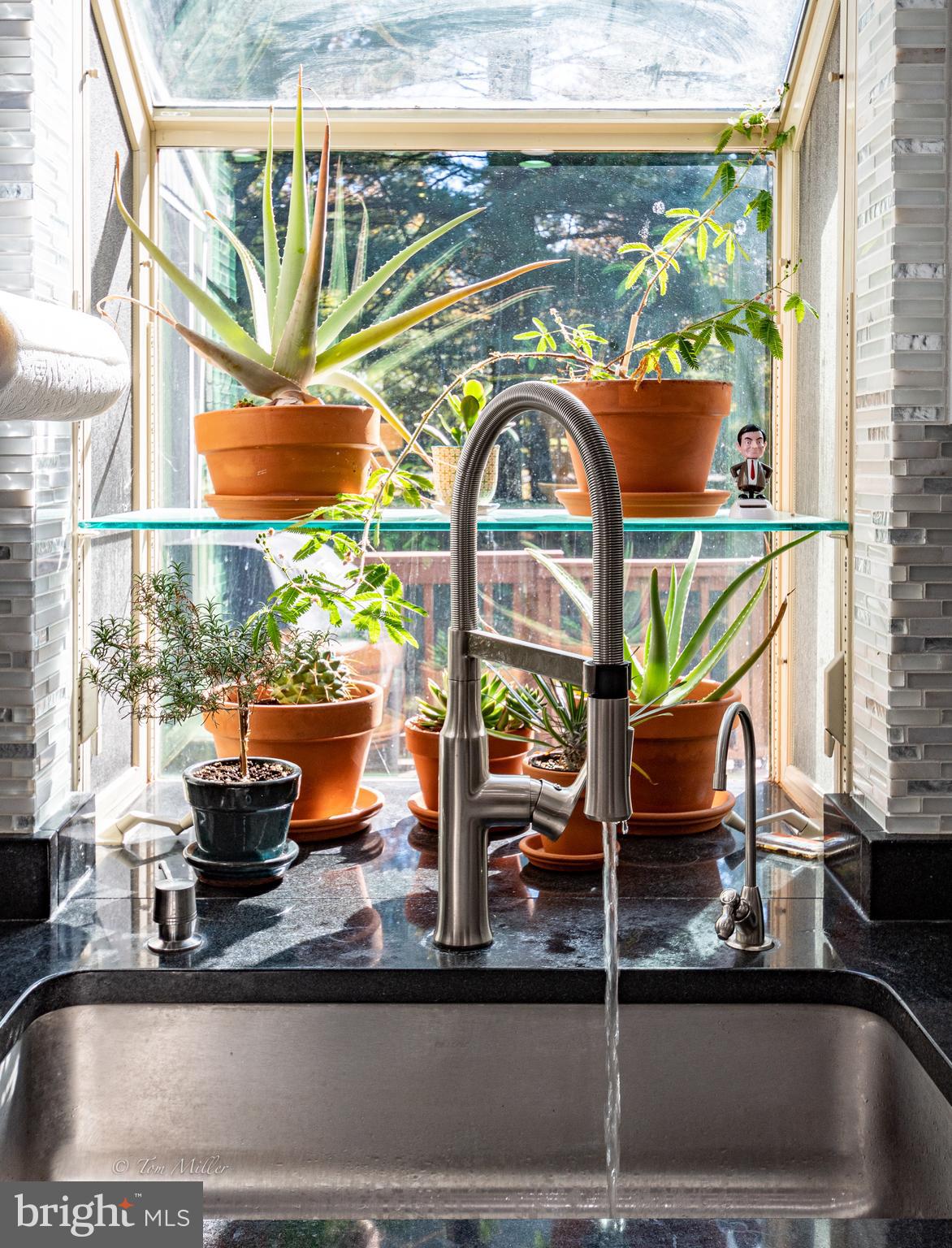 AUTUMN WINDS - Residential