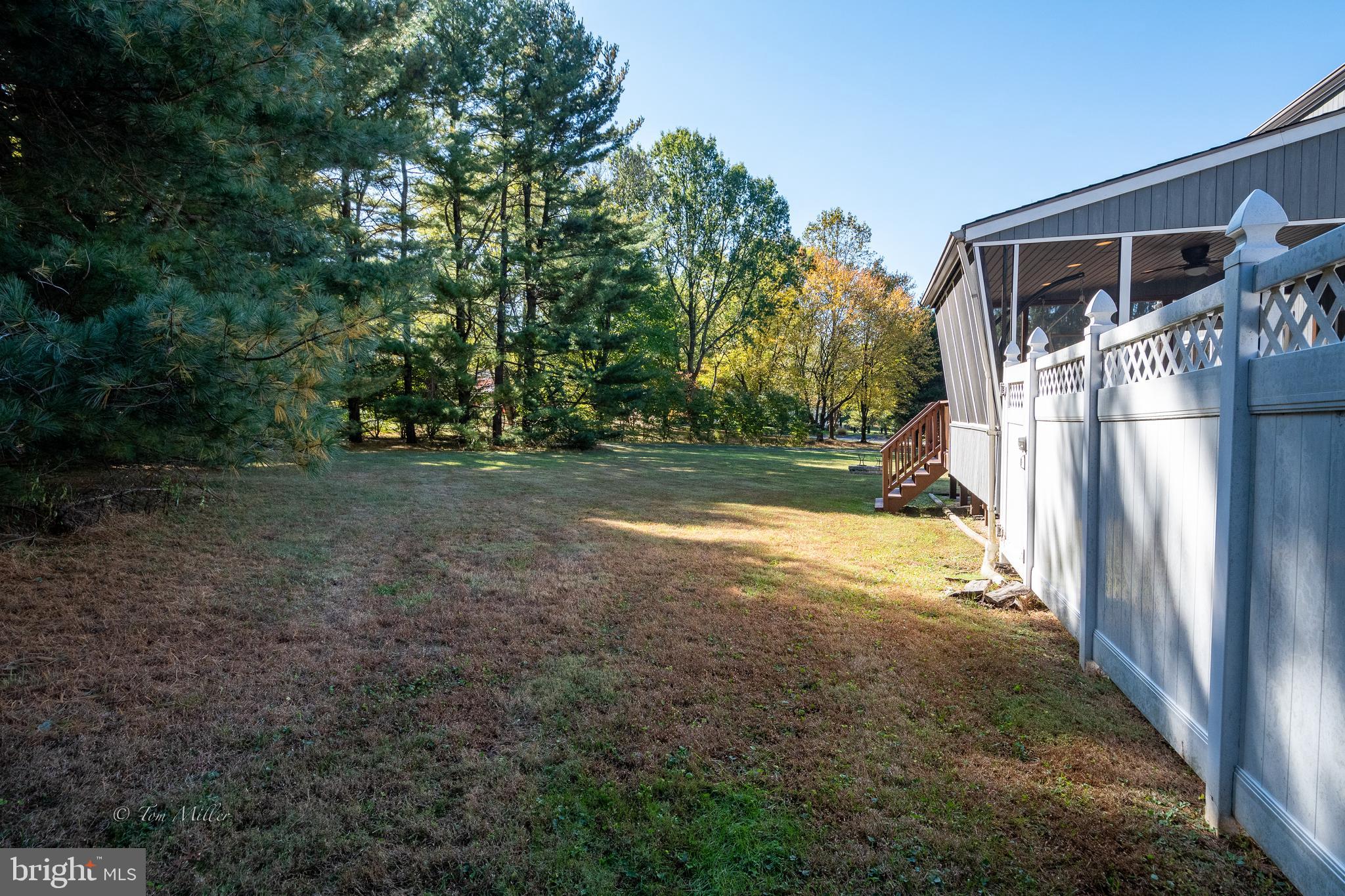 AUTUMN WINDS - Residential