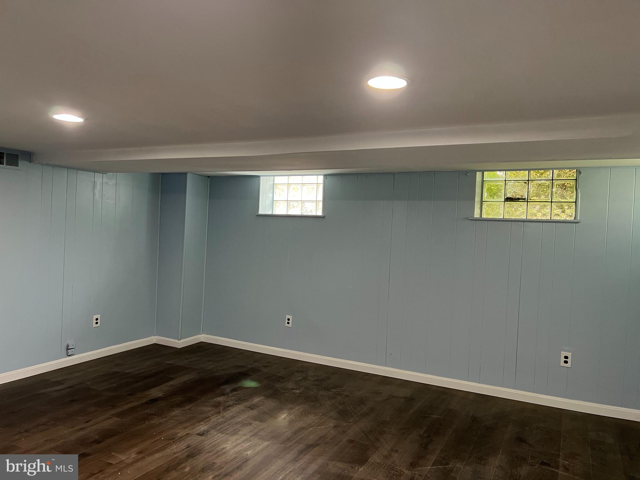 ACADEMY HEIGHTS - Residential Lease