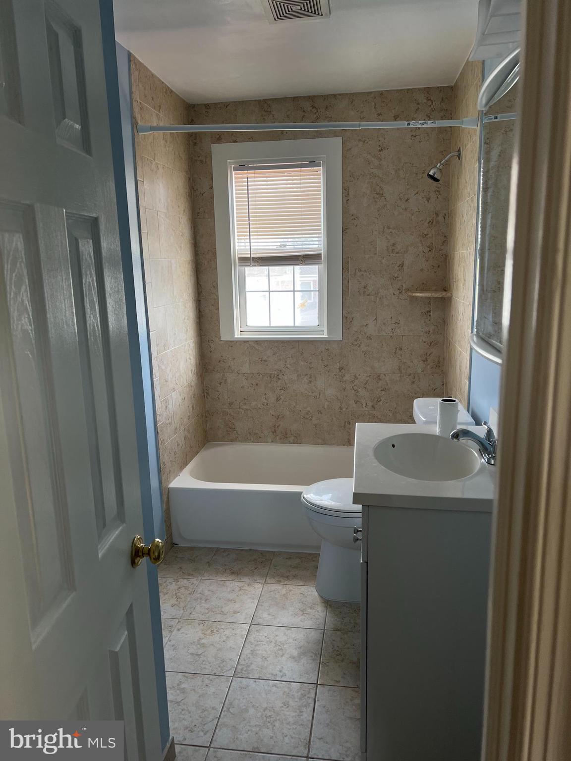 ACADEMY HEIGHTS - Residential Lease