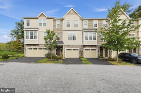 Townhouse For Sale - 24 Treyburn Drive<br/> PAOLI, PA 19301