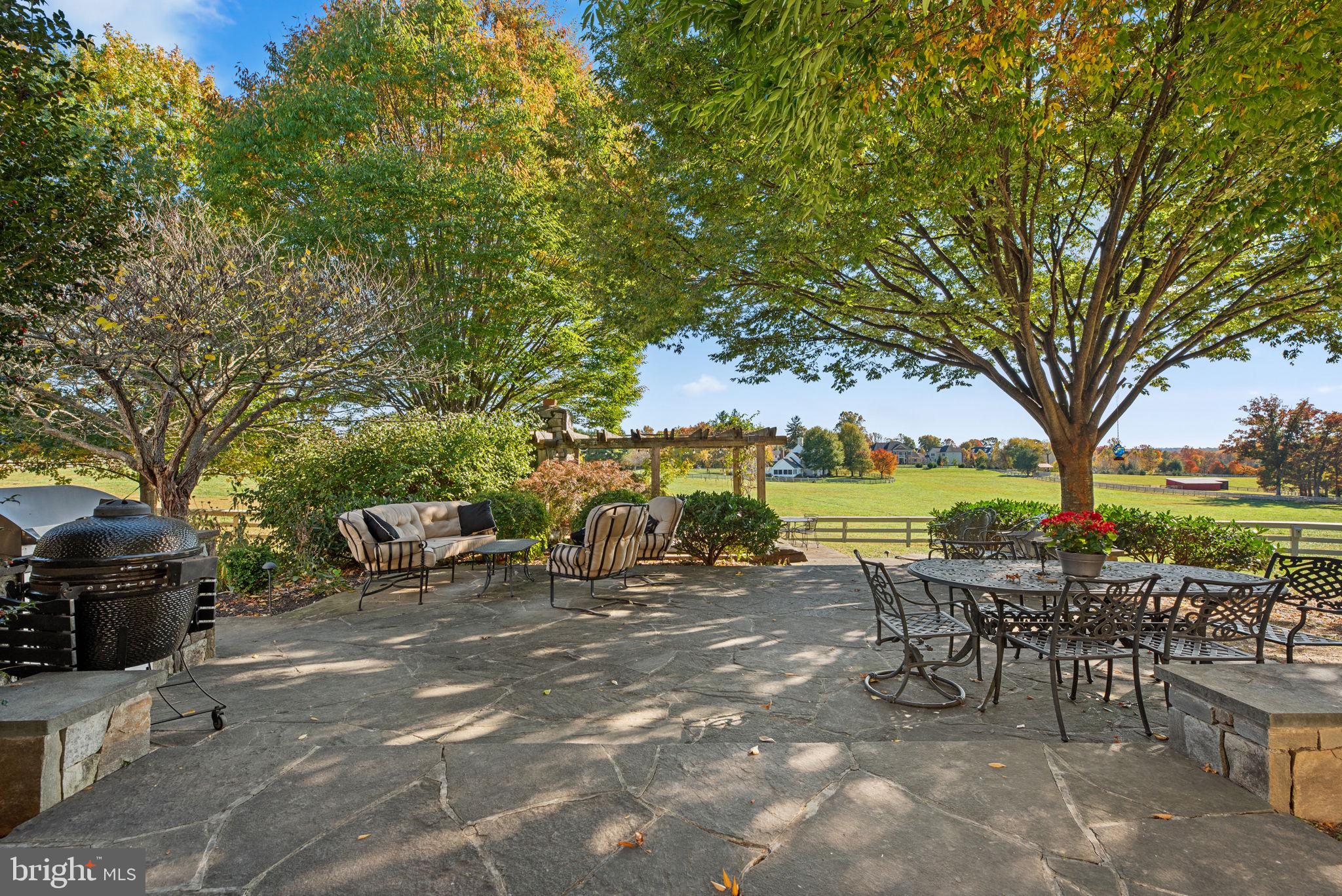 PATERNAL GIFT FARM - Residential