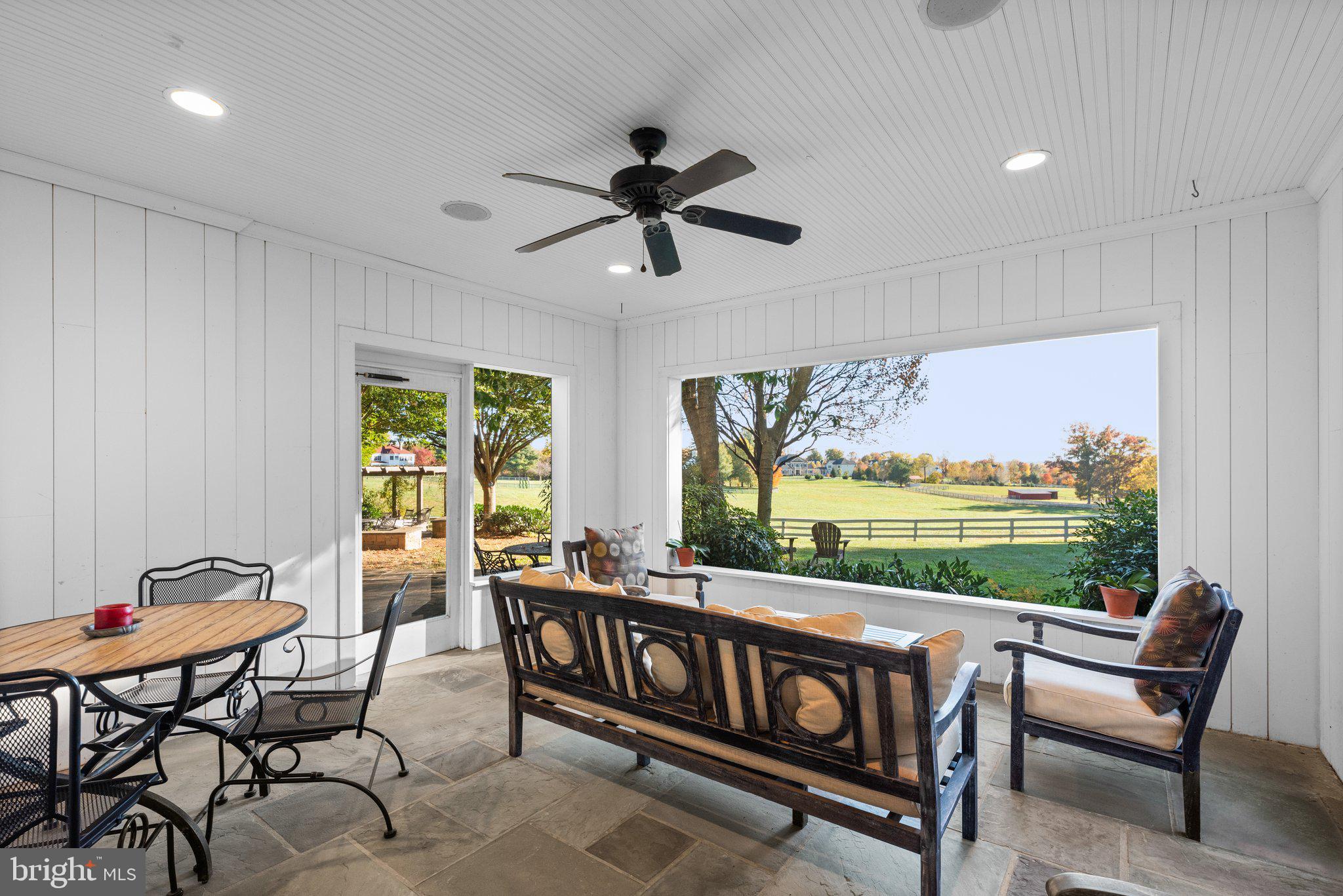 PATERNAL GIFT FARM - Residential