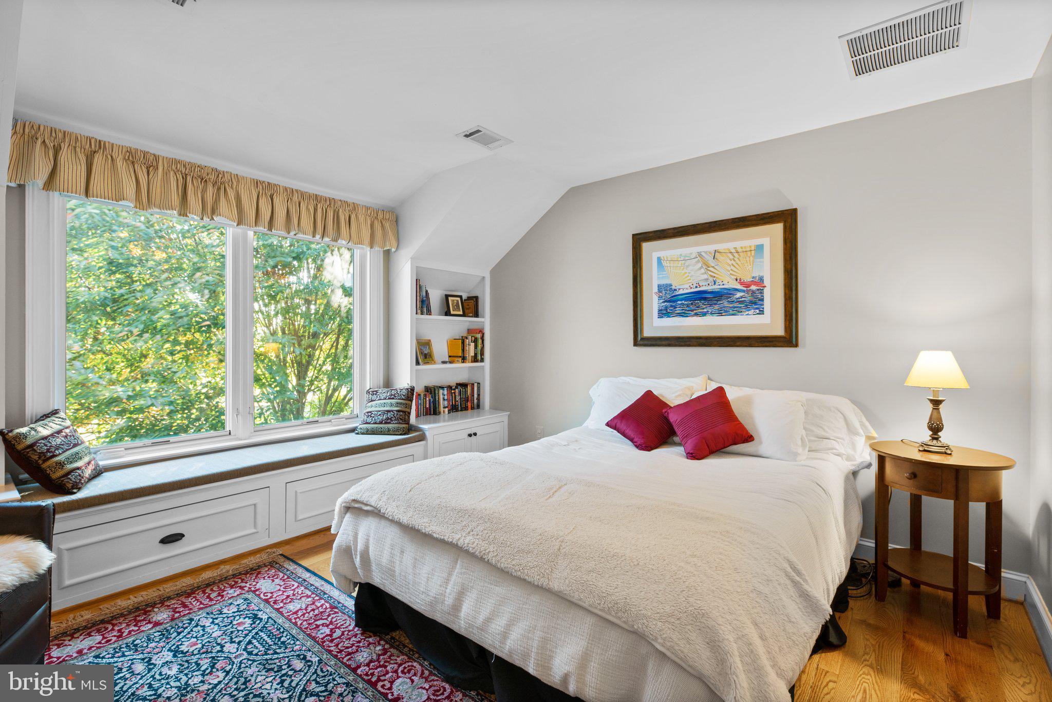 PATERNAL GIFT FARM - Residential