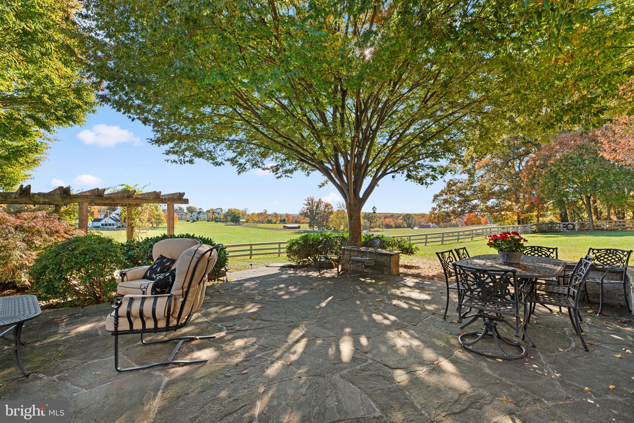 PATERNAL GIFT FARM - Residential