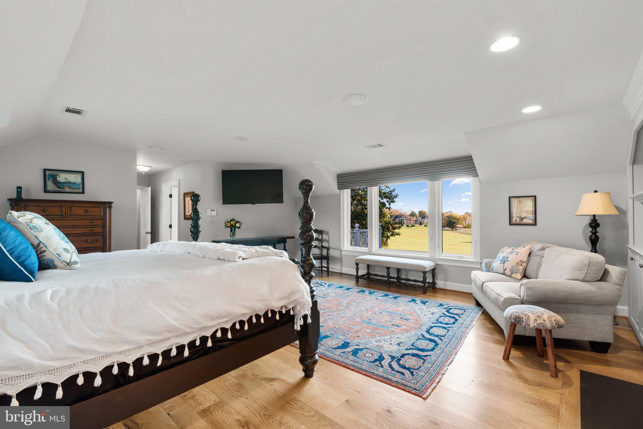 PATERNAL GIFT FARM - Residential