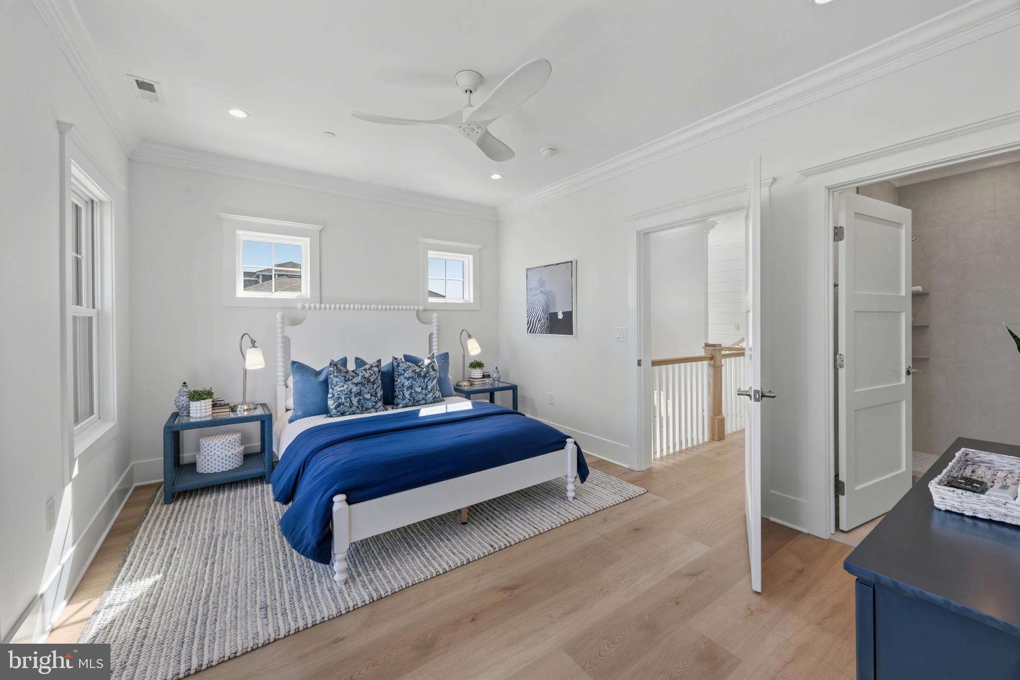 BAY BRIDGE MARINA - Residential