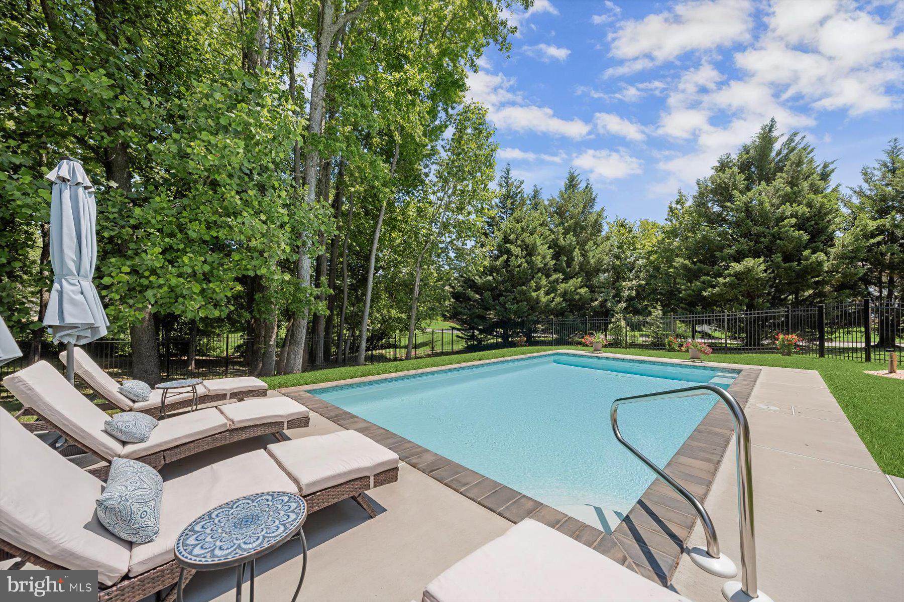 WESTWOOD - Residential