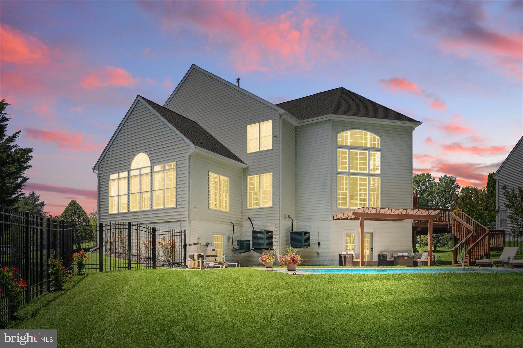 WESTWOOD - Residential