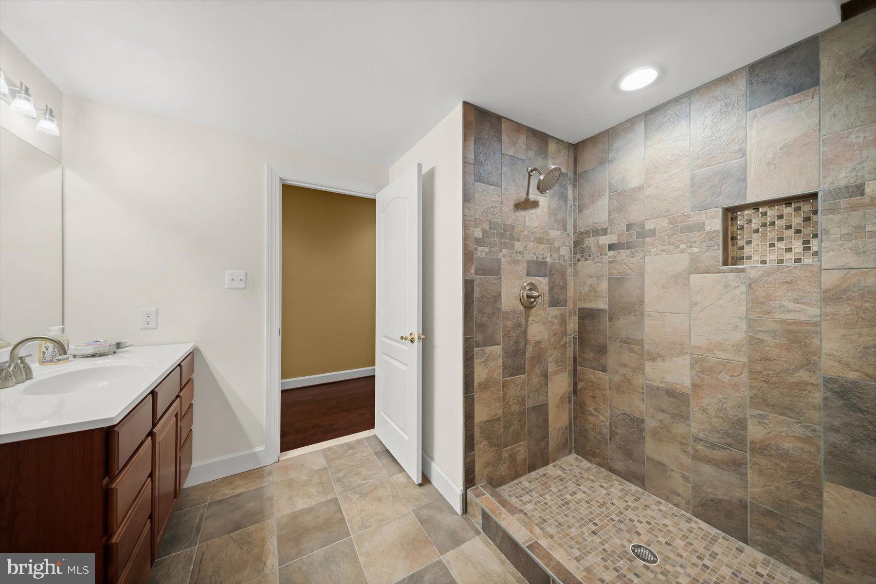 WESTWOOD - Residential