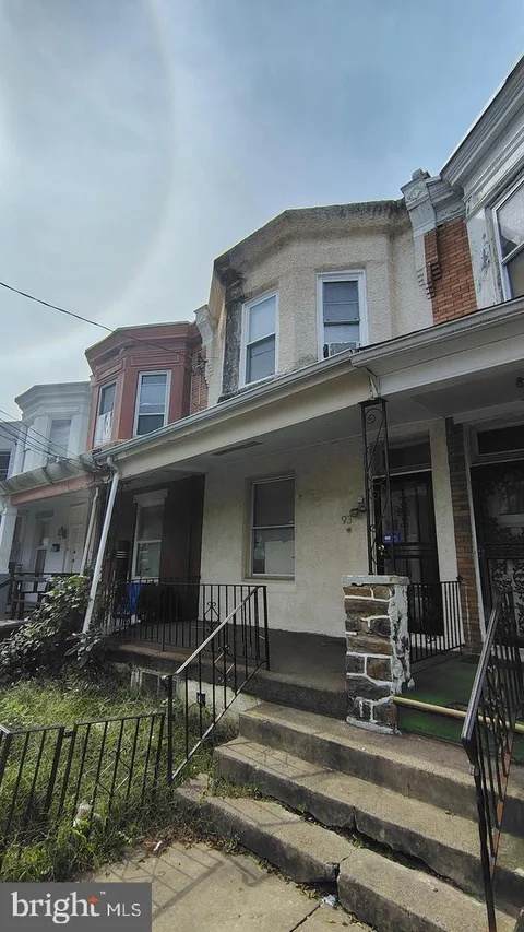932 Forrester Avenue, Darby, PA MLS: PADE2116934
