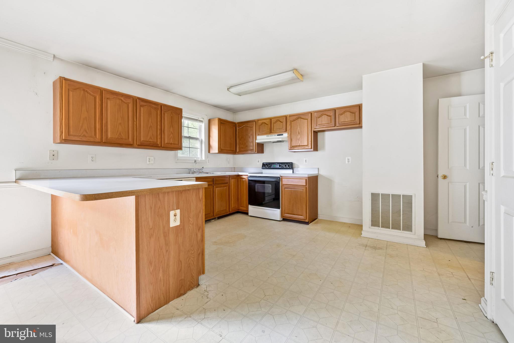 321 LOTS ROAD A