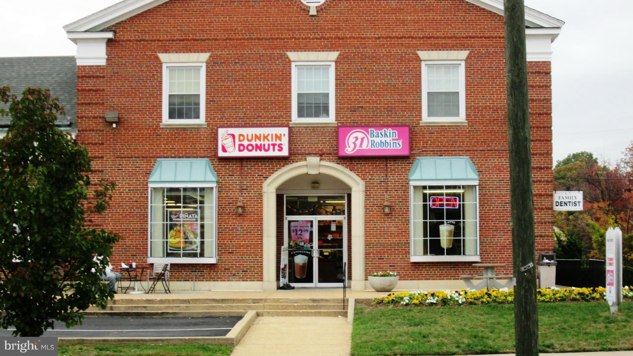 RIVER TOWERS - Residential