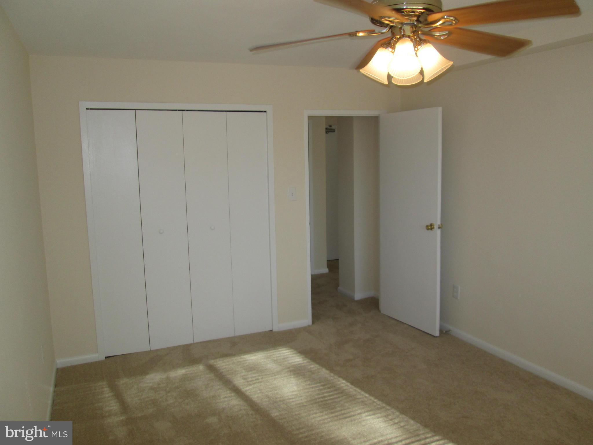 RIVER TOWERS - Residential