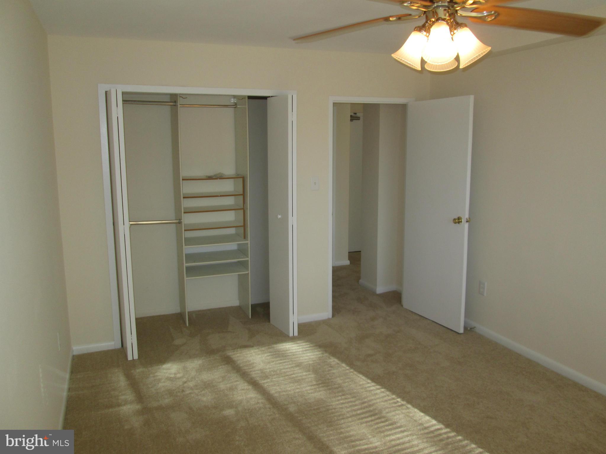 RIVER TOWERS - Residential