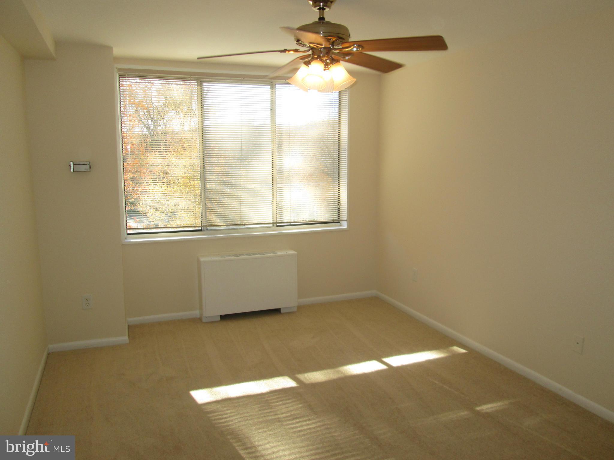 RIVER TOWERS - Residential