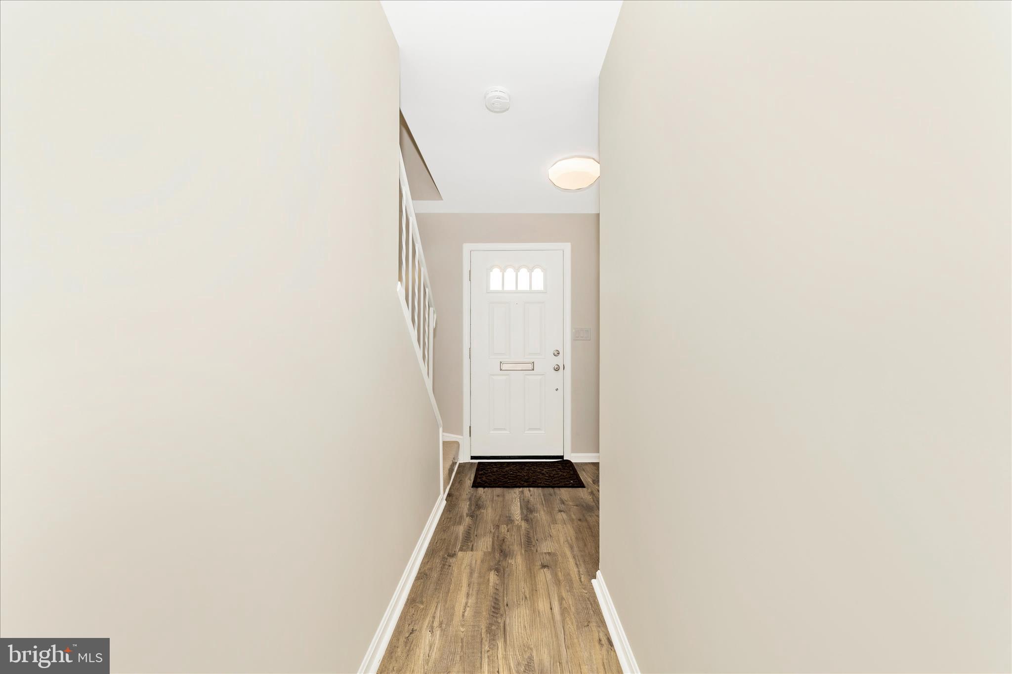 9923 MAPLE LEAF DRIVE