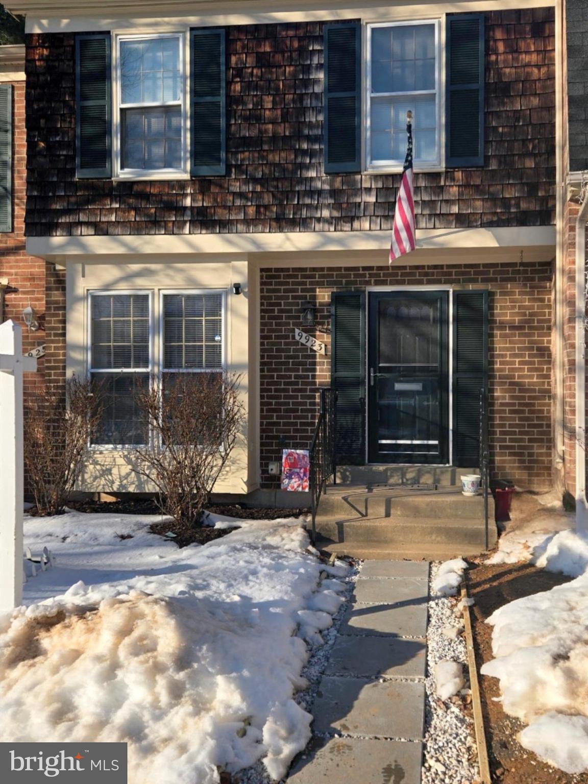 SHADOW OAK - Residential