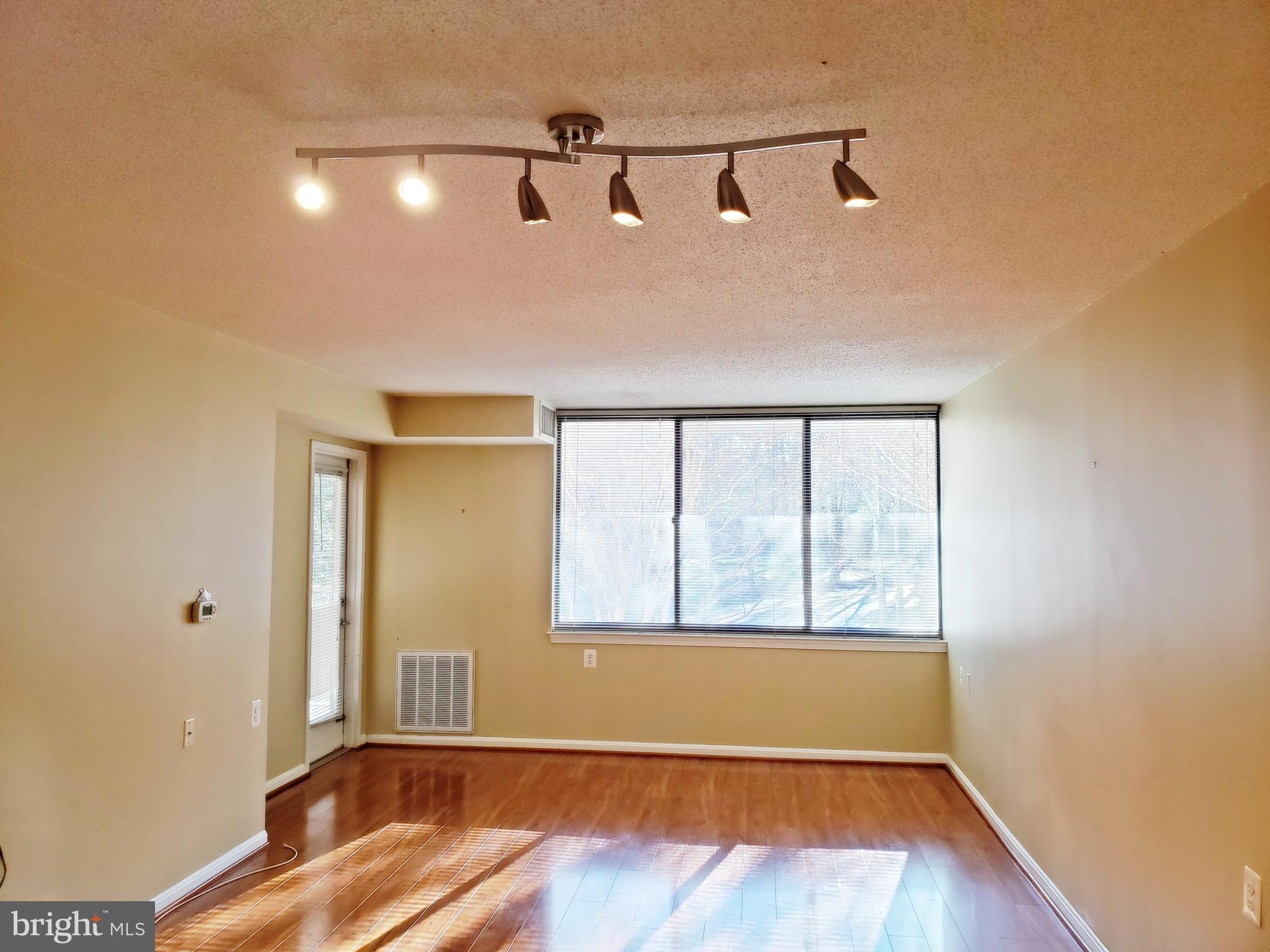 GROSVENOR PARK - Residential Lease