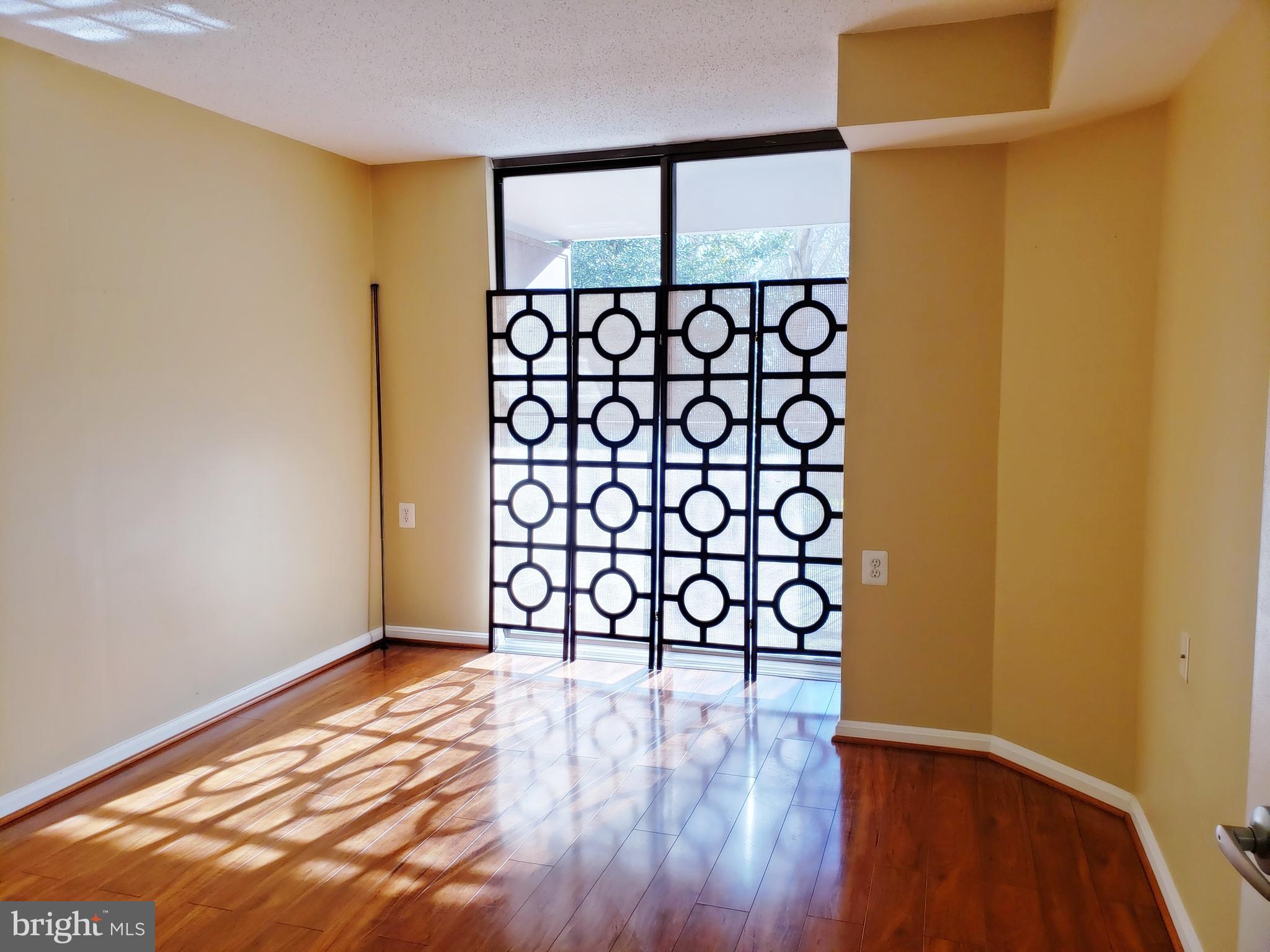 GROSVENOR PARK - Residential Lease