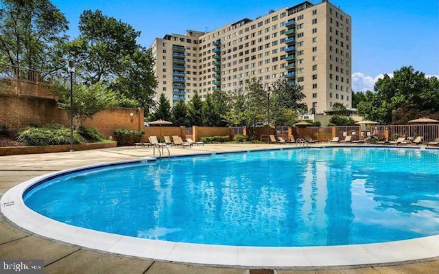 GROSVENOR PARK - Residential Lease