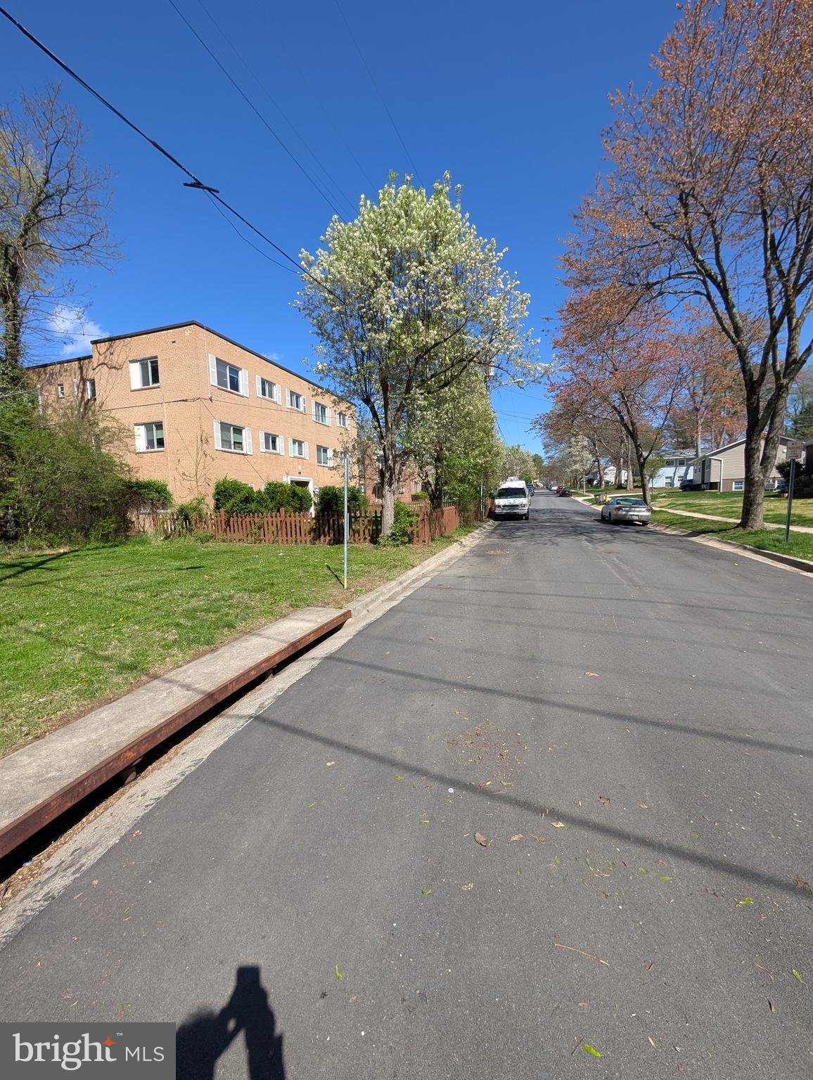 BEALLS - Residential Lease