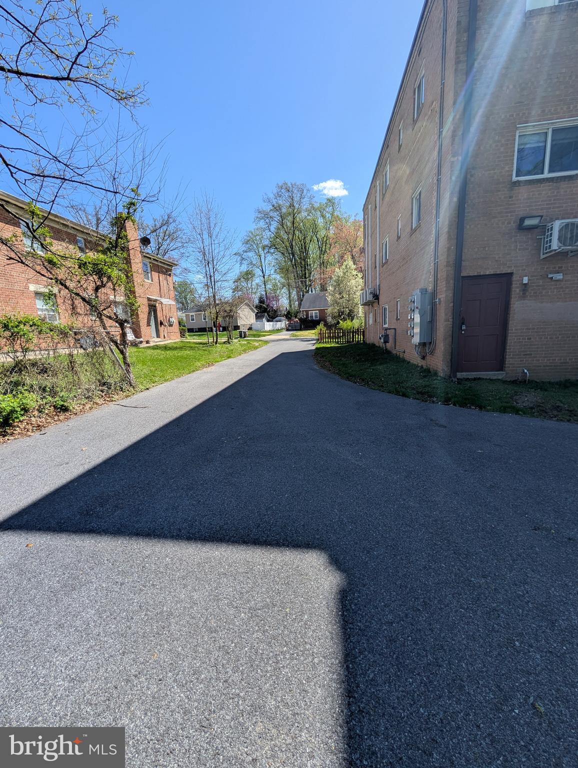 BEALLS - Residential Lease