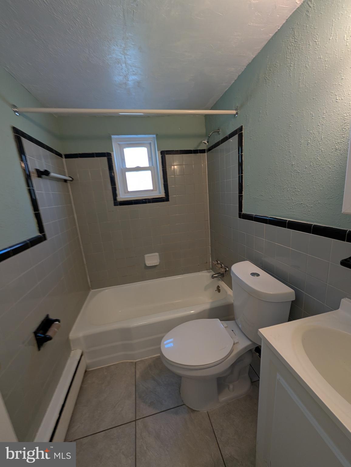 BEALLS - Residential Lease