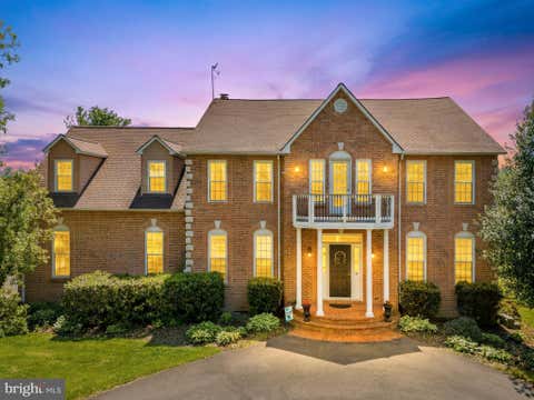 Homes For Sale - 16050 Hamilton Station Road<br/> WATERFORD, VA 20197