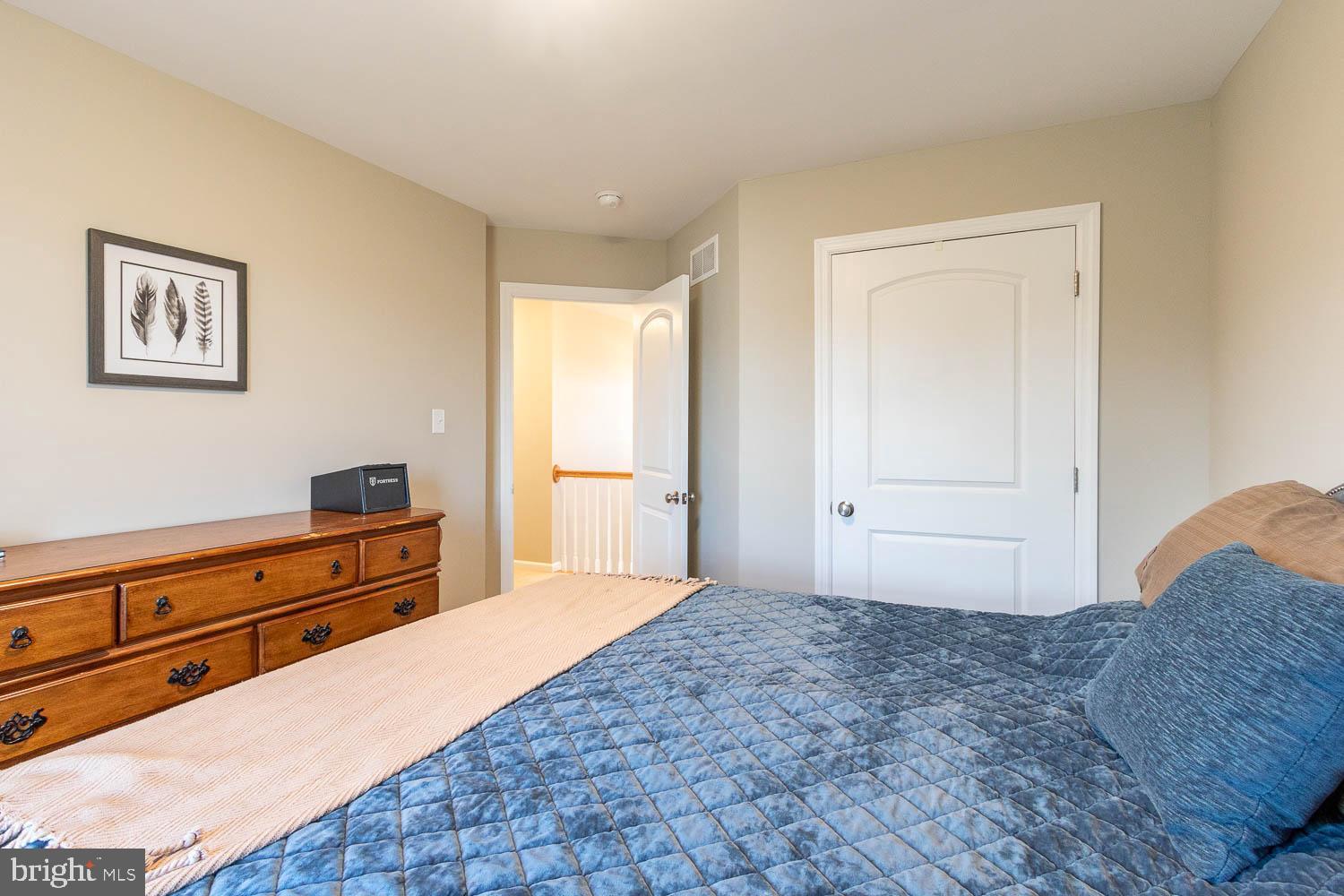 STONEHENGE - Residential