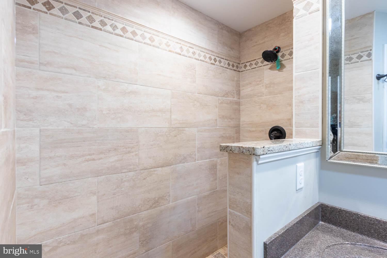 STONEHENGE - Residential