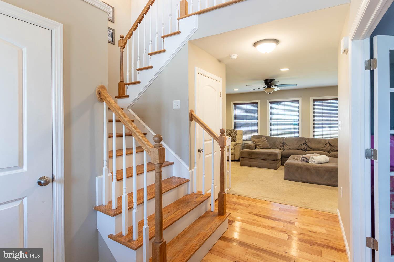 STONEHENGE - Residential