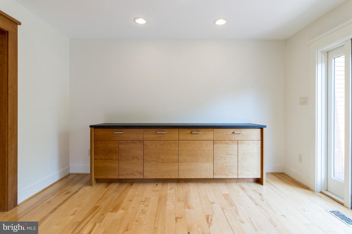 8209 RUXTON CROSSING COURT