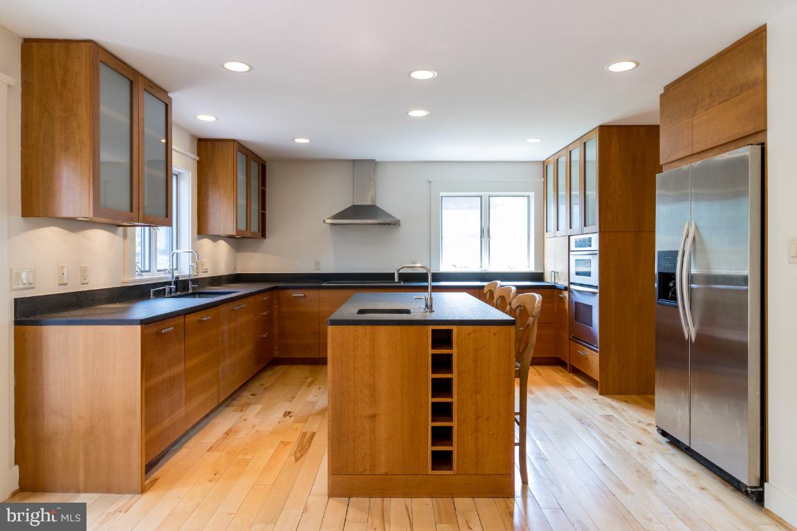 8209 RUXTON CROSSING COURT