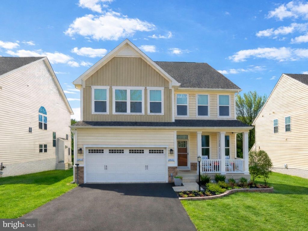 Photo of 12433 Southington Drive, WOODBRIDGE, VA 22192 (MLS # VAPW2111016)