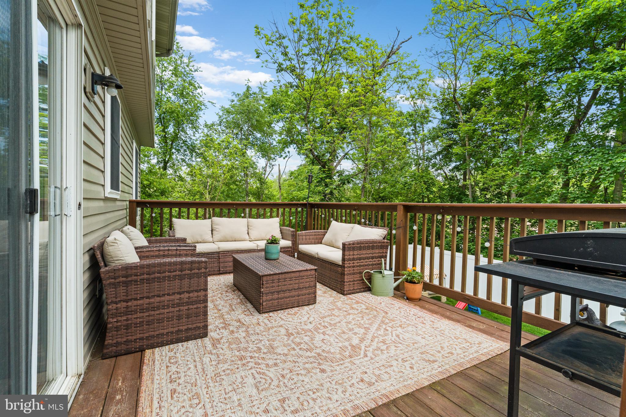 1459 COLONIAL ROAD
