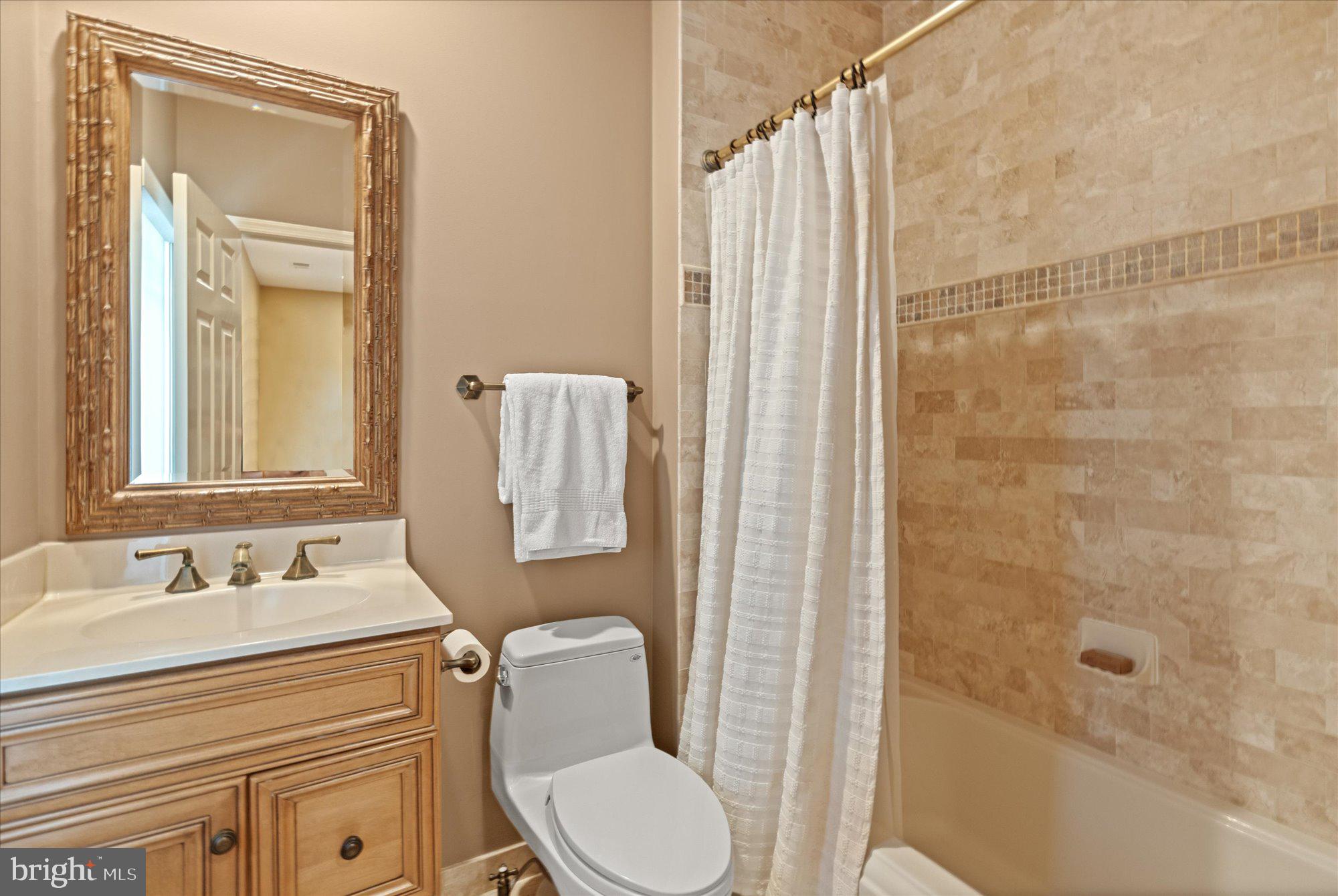 FOGGYS PASTURE - Residential